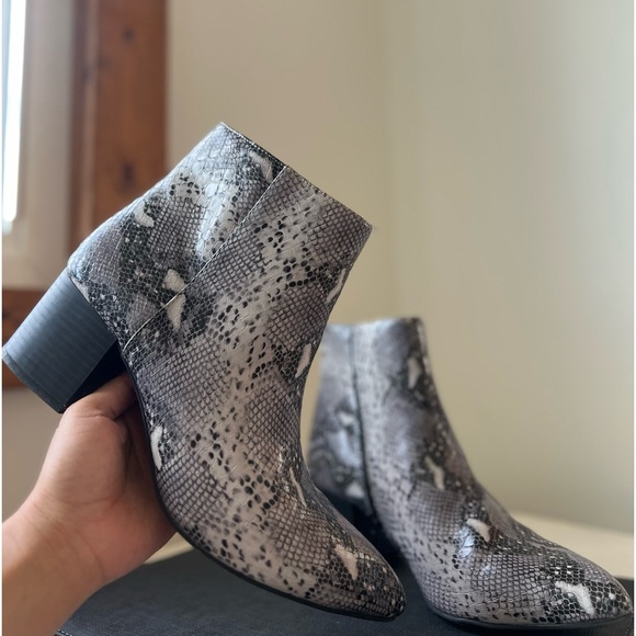 esprit women ankle animal print boots size 8M - Picture 6 of 8